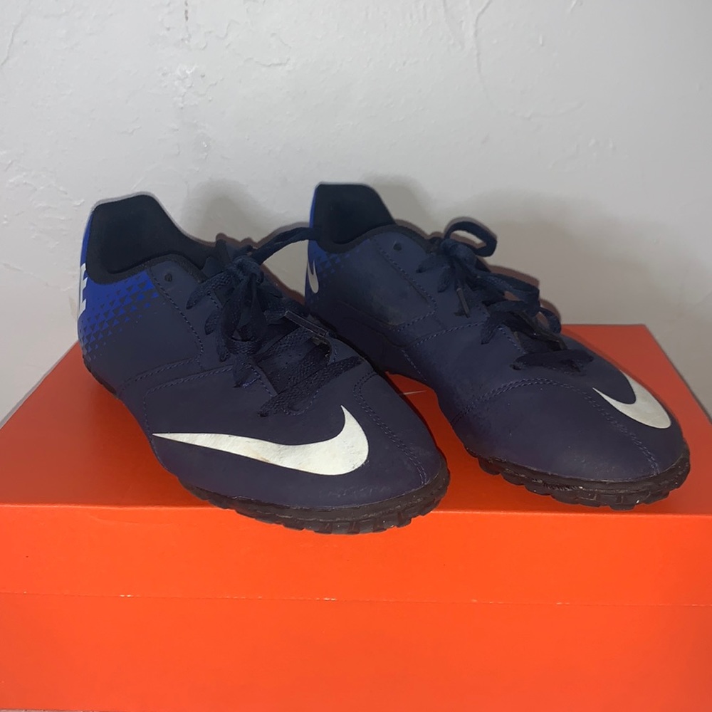 Nike indoor soccer shoes
